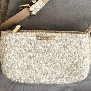 Michael Kors Cream and Gold Belt/Sling Pack Bag